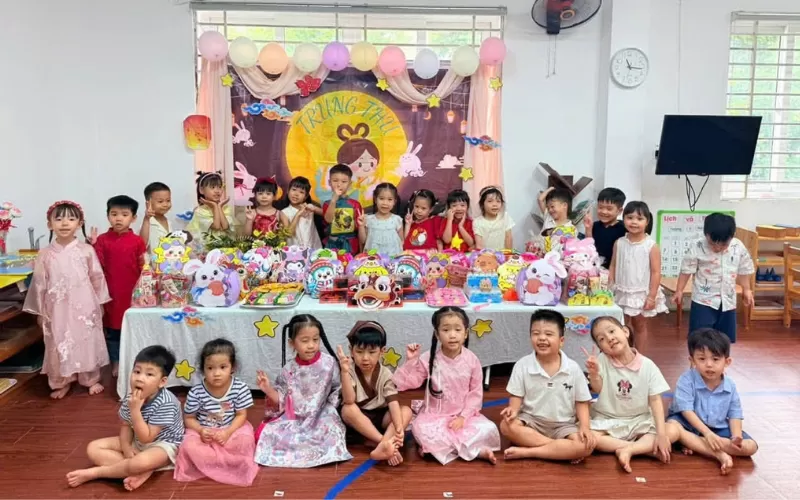 GÓI MÙA TRĂNG CỔ TÍCH VÀO KÝ ỨC TUỔI THƠ
